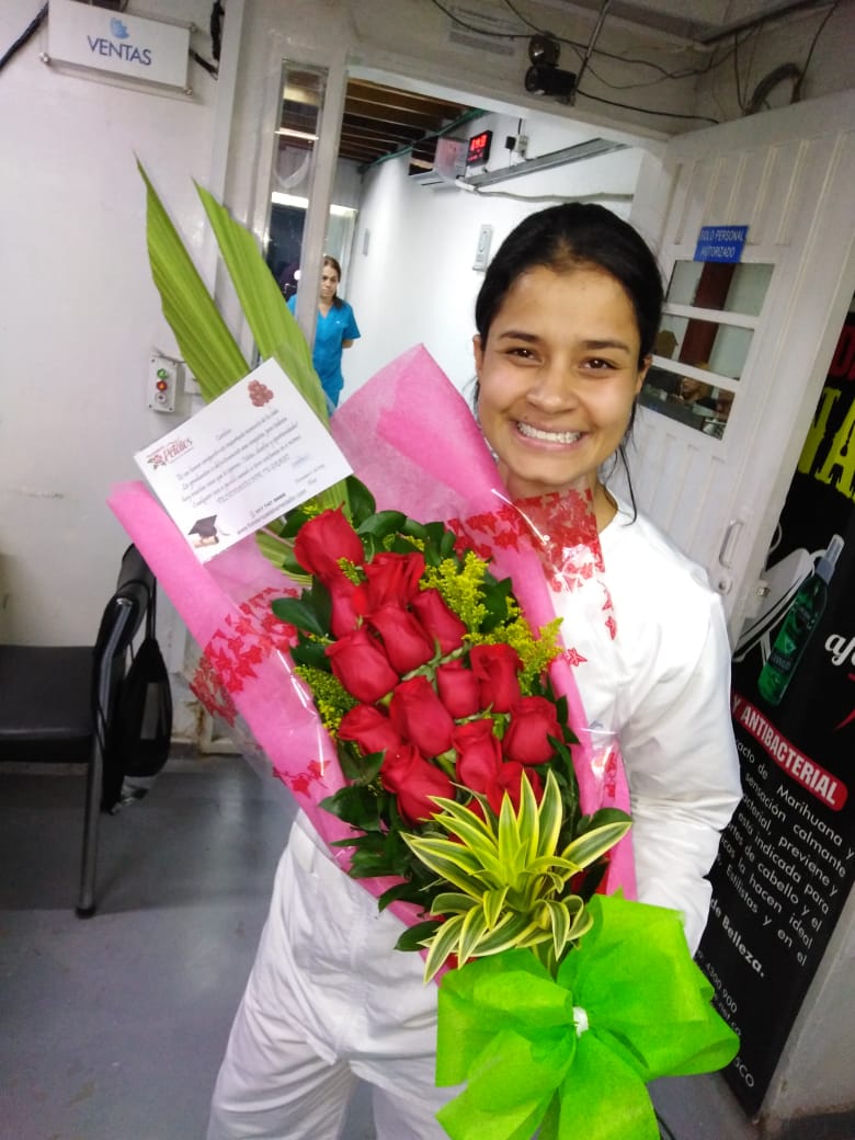 24 Horas➤Floristería Pétalos WhatsApp 317 747 0000